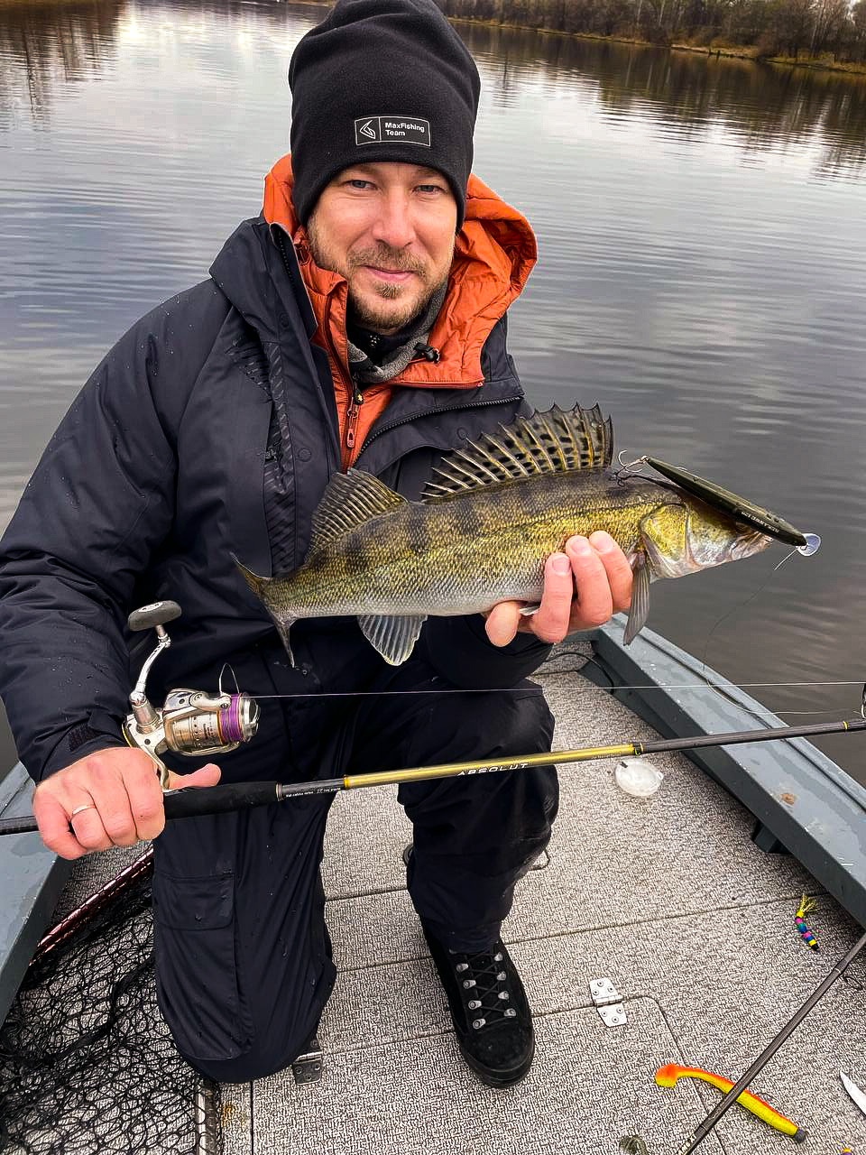Судак на Jackall Rerange 130MR